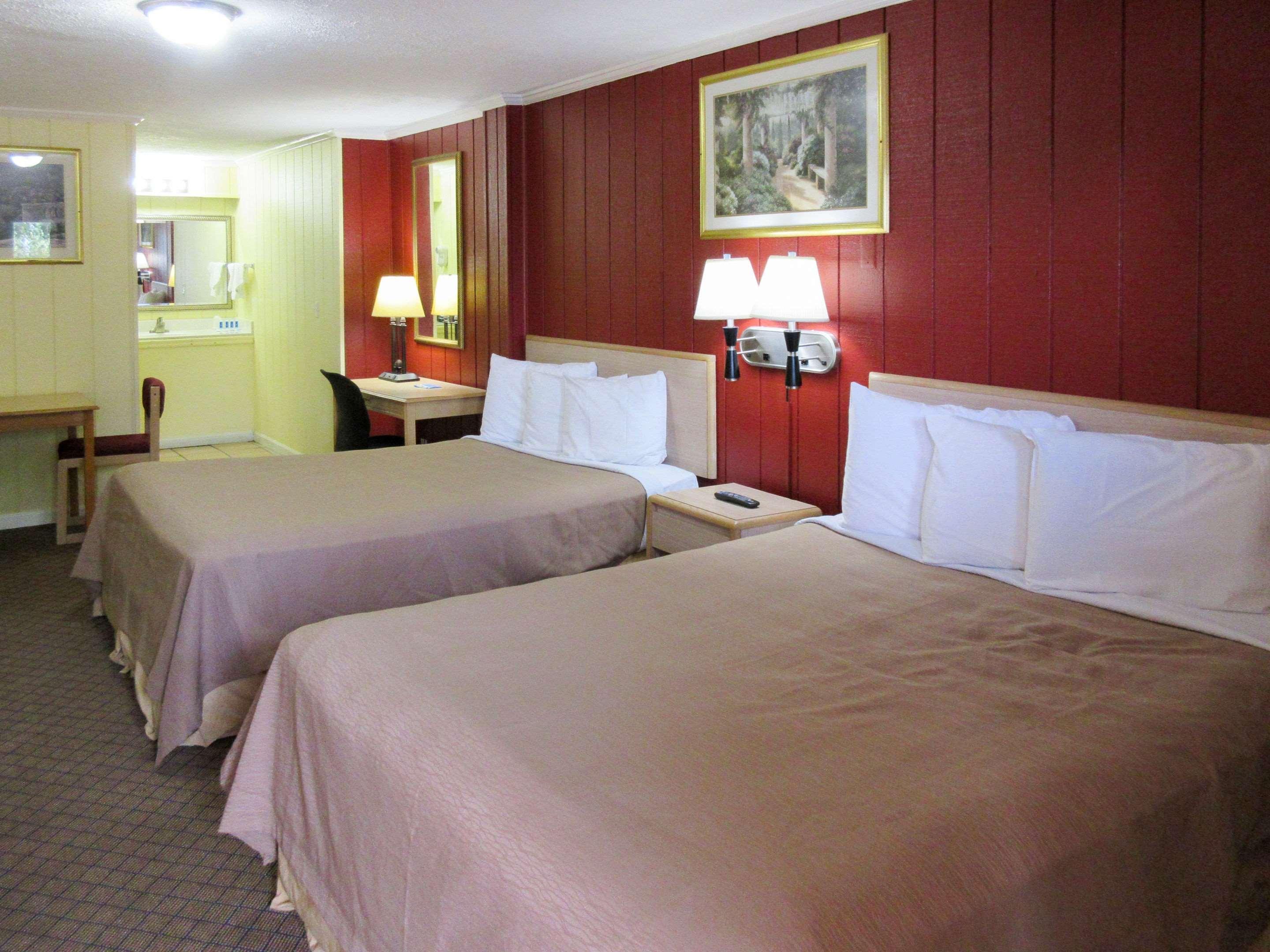 Rodeway Inn Kansas City Dış mekan fotoğraf